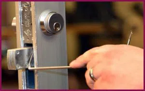 Vauxhall NJ Locksmith Store Vauxhall, NJ 908-259-4877 - 12-changing-locks